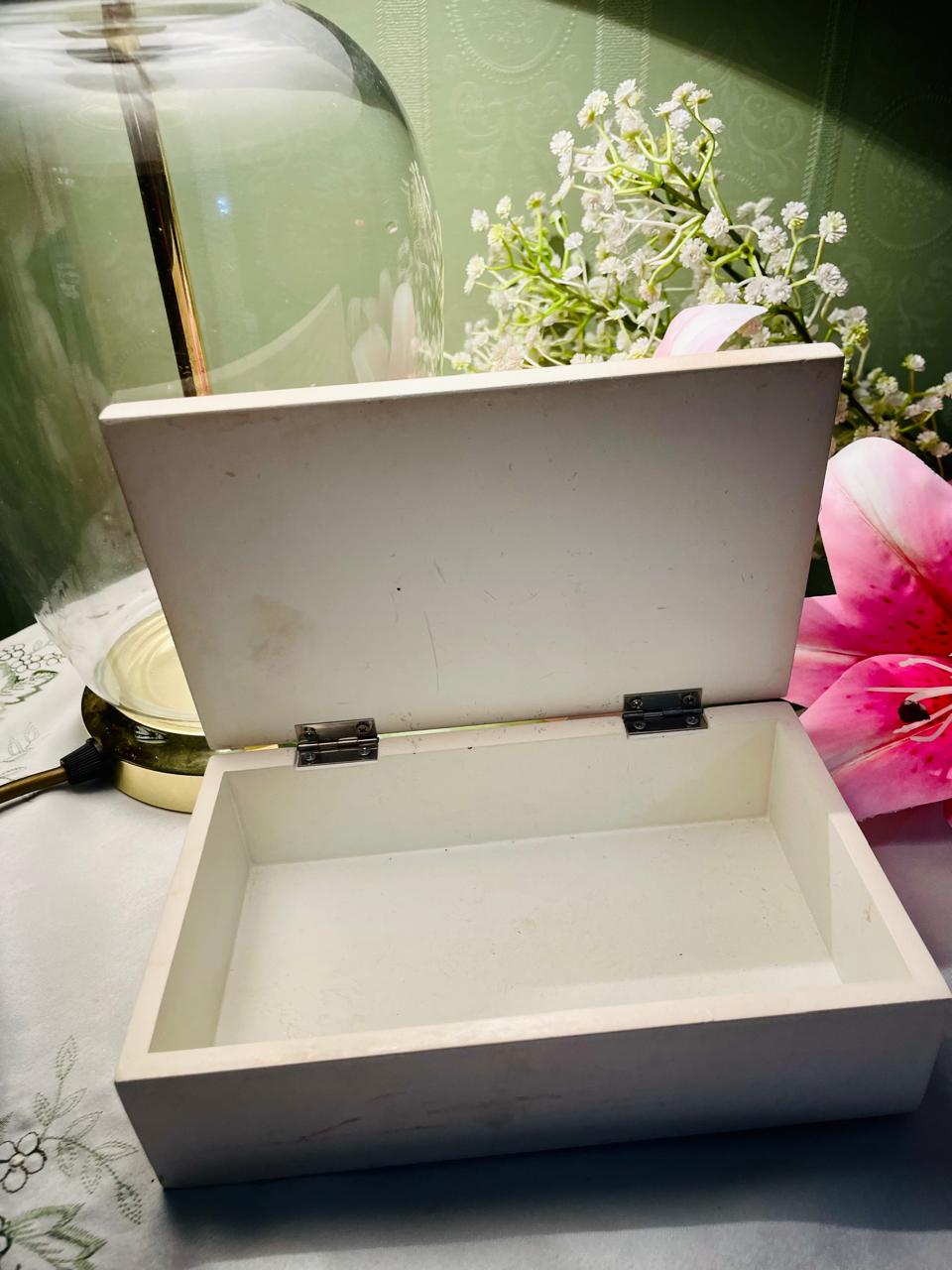 White Wooden Hinged Storage Box – Rectangular Keepsake & Trinket Box 22 cm