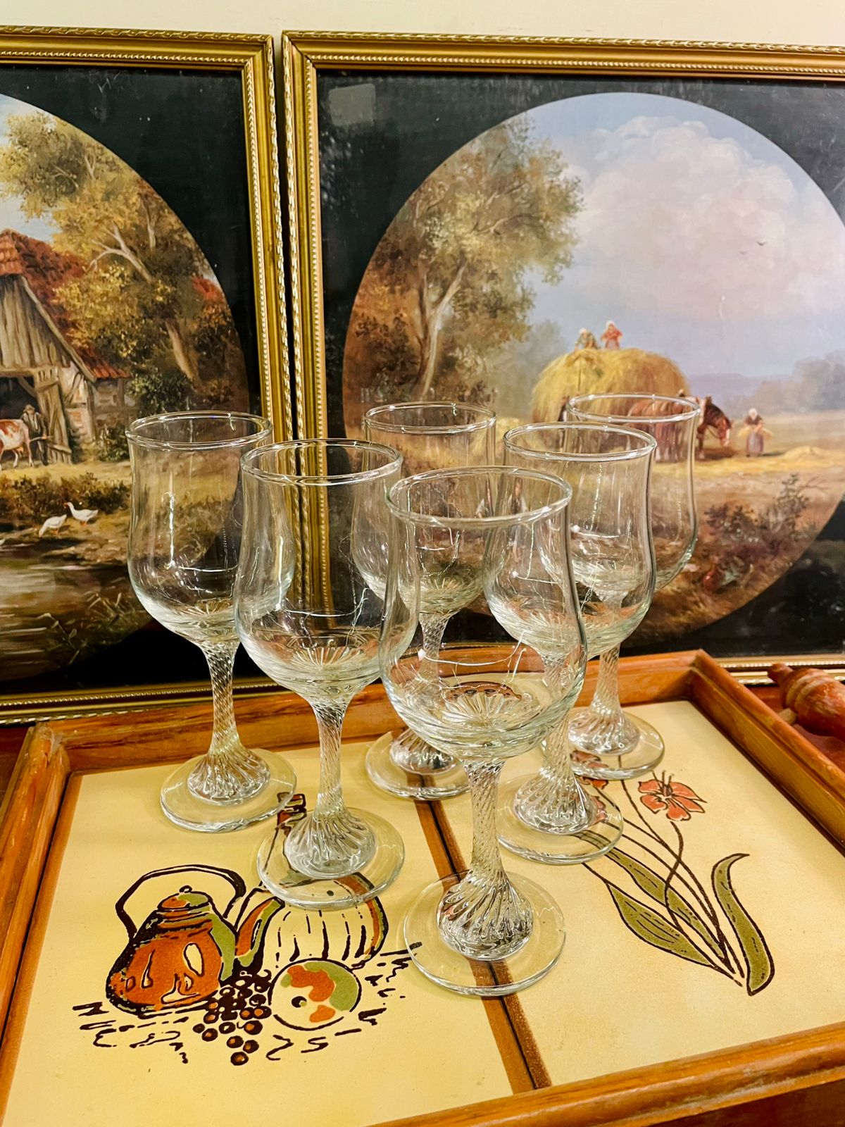  glasses, Clear glass set, Twisted stem glasses, Vintage drinkware, Dining glassware, Party glasses, Elegant glass set, Home decor dining, Tea bar accessories, Drinkware set, Hosting essentials, Preloved glassware, Decorative glasses, Cocktail glasses