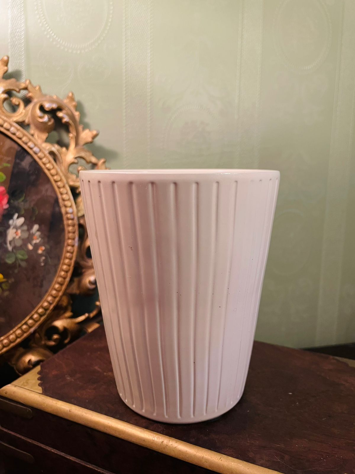 white Ribbed Ceramic Plant Pot 5 Inch Indoor Planter