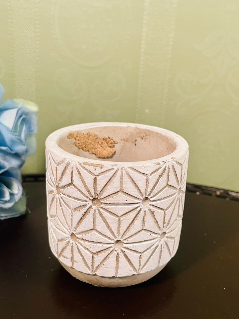 White Floral Carved Mini Planter – 3 Inch
