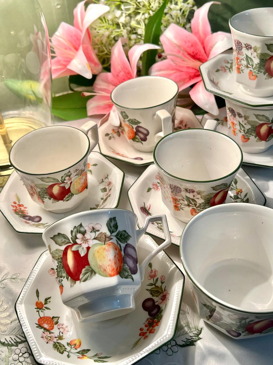Johnson Brothers  Fruit Pattern Tea Set – 6 Cups, 6 Octagonal Saucers & Sugar Bowl – 13 Piece Set