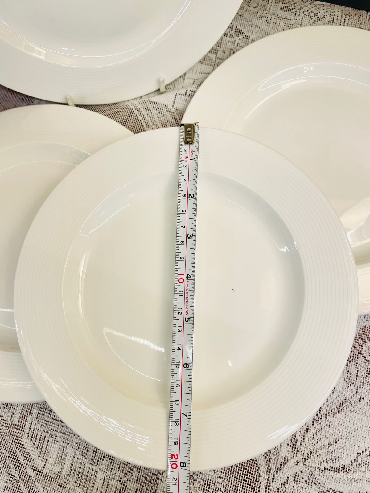 Dudson Fine China White Medium Plates Set
