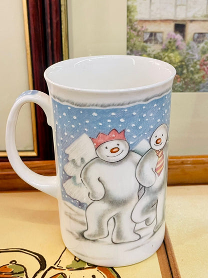 Royal Doulton Snowman Mug – “The Party” Bone China – Made in England