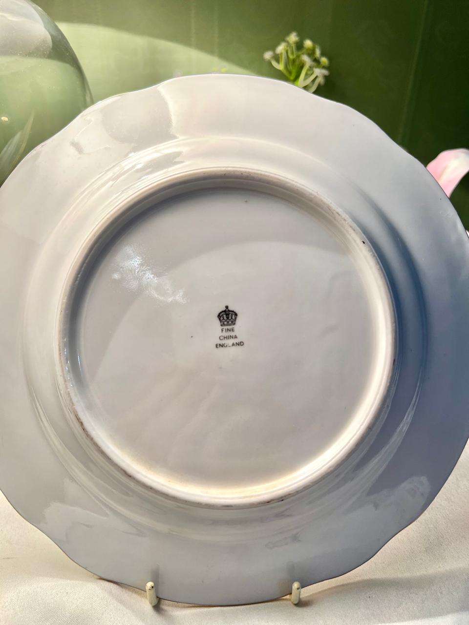 English Fine China Pastoral Scene Wall Plate Gold Trim 22cm