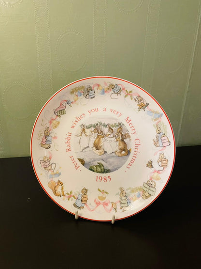 Wedgwood Peter Rabbit Christmas Plate 1985 8"