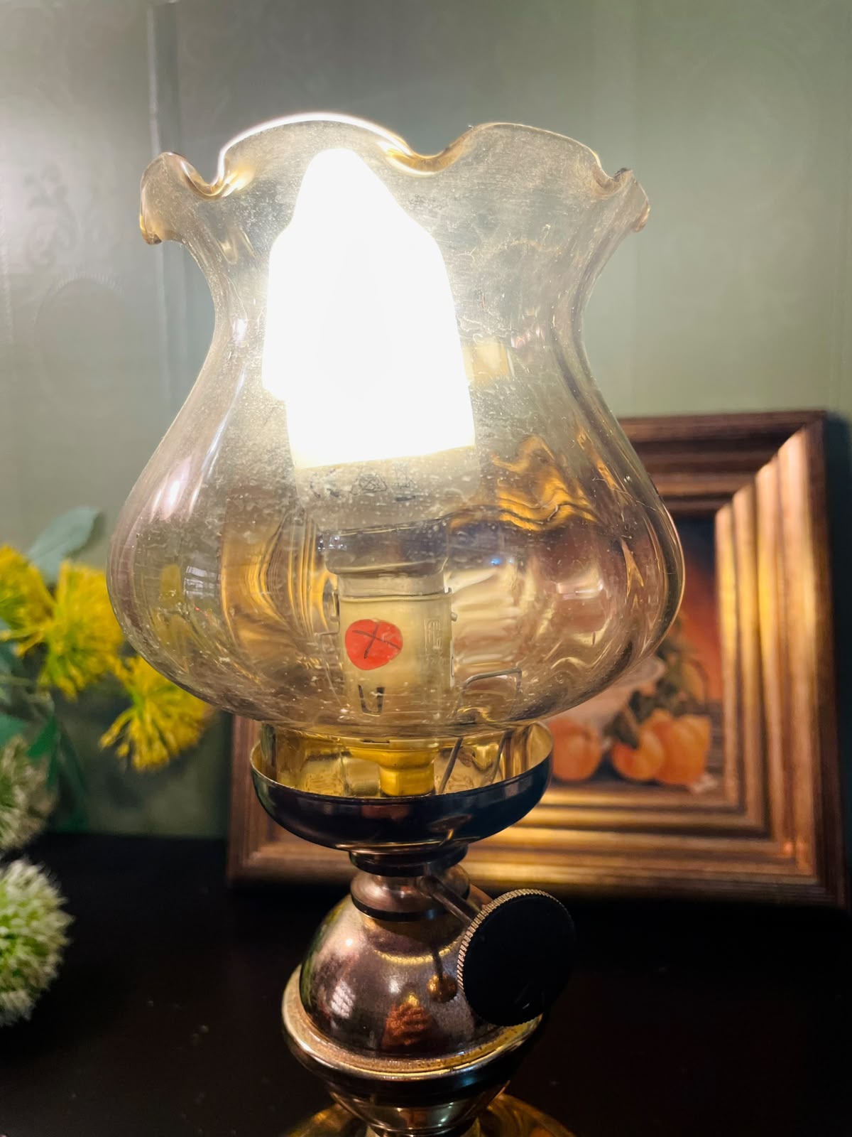 Vintage Hurricane Table Lamp 10 Inch Glass Shade Bedside Lamp