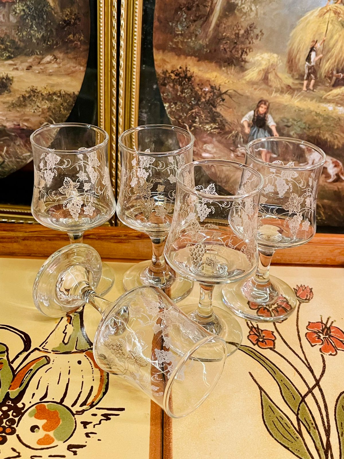 Set of 5 Etched Stem Dessert Glasses – Grape & Vine Pattern – Vintage Clear Glass