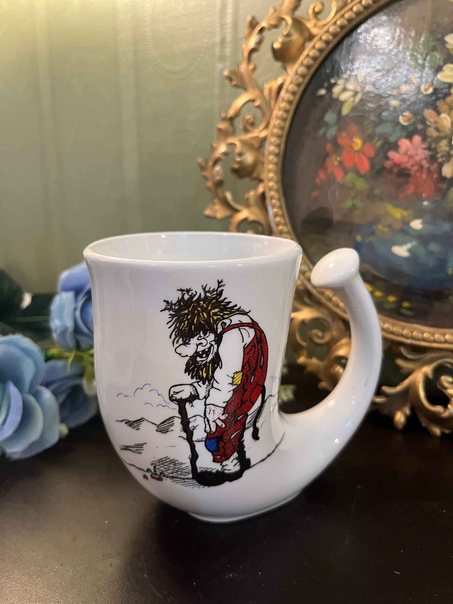 Novelty Scottish Highland Man Ceramic Mug with Curved Handle