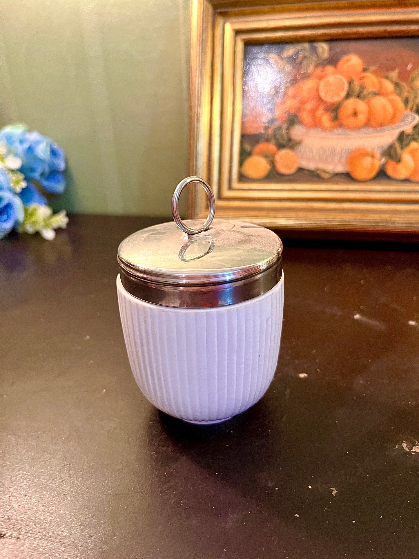 White Ribbed Ceramic Egg Coddler with Metal Lid – Kitchen Serveware