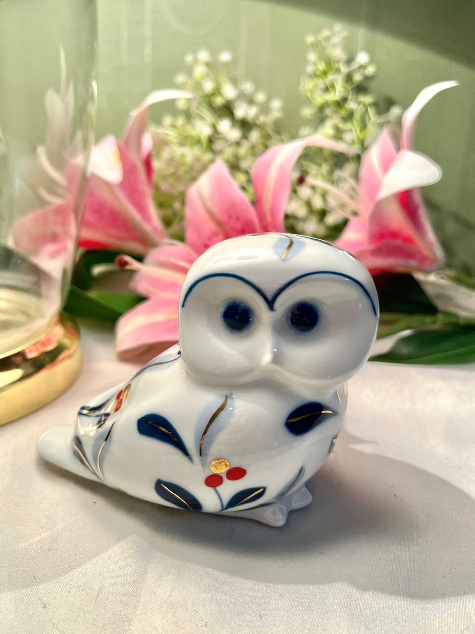 Vintage Blue & White Owl Figurine with Gold Accents 10 cm