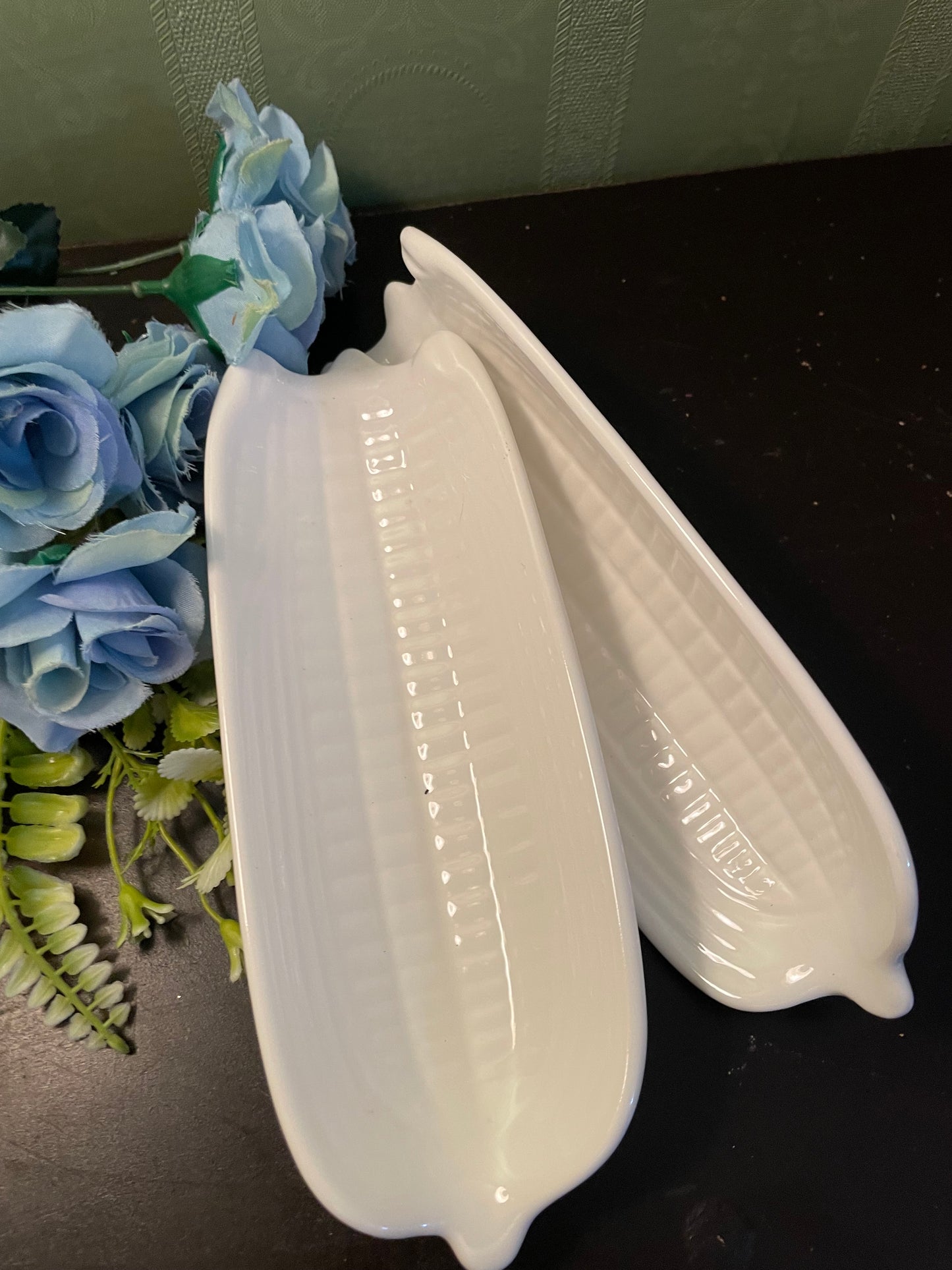 White Ceramic Corn Cob Serving Dishes Set Pair