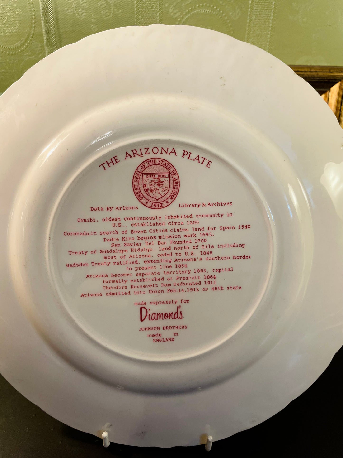 Johnson Brothers Arizona Plate 10.5 Inch Vintage England