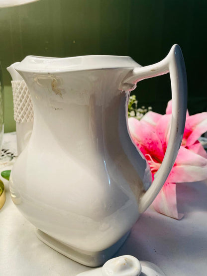 Vintage White Ceramic Coffee Pot with Lid 20 cm