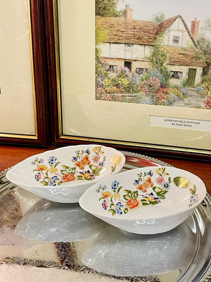 Aynsley Trinket Dish, Cottage Garden China, Egg Shaped Dish, Vintage Bone China, English Bone China, Floral Trinket Bowl, Collector China Dish, Jewellery Holder, Aynsley England