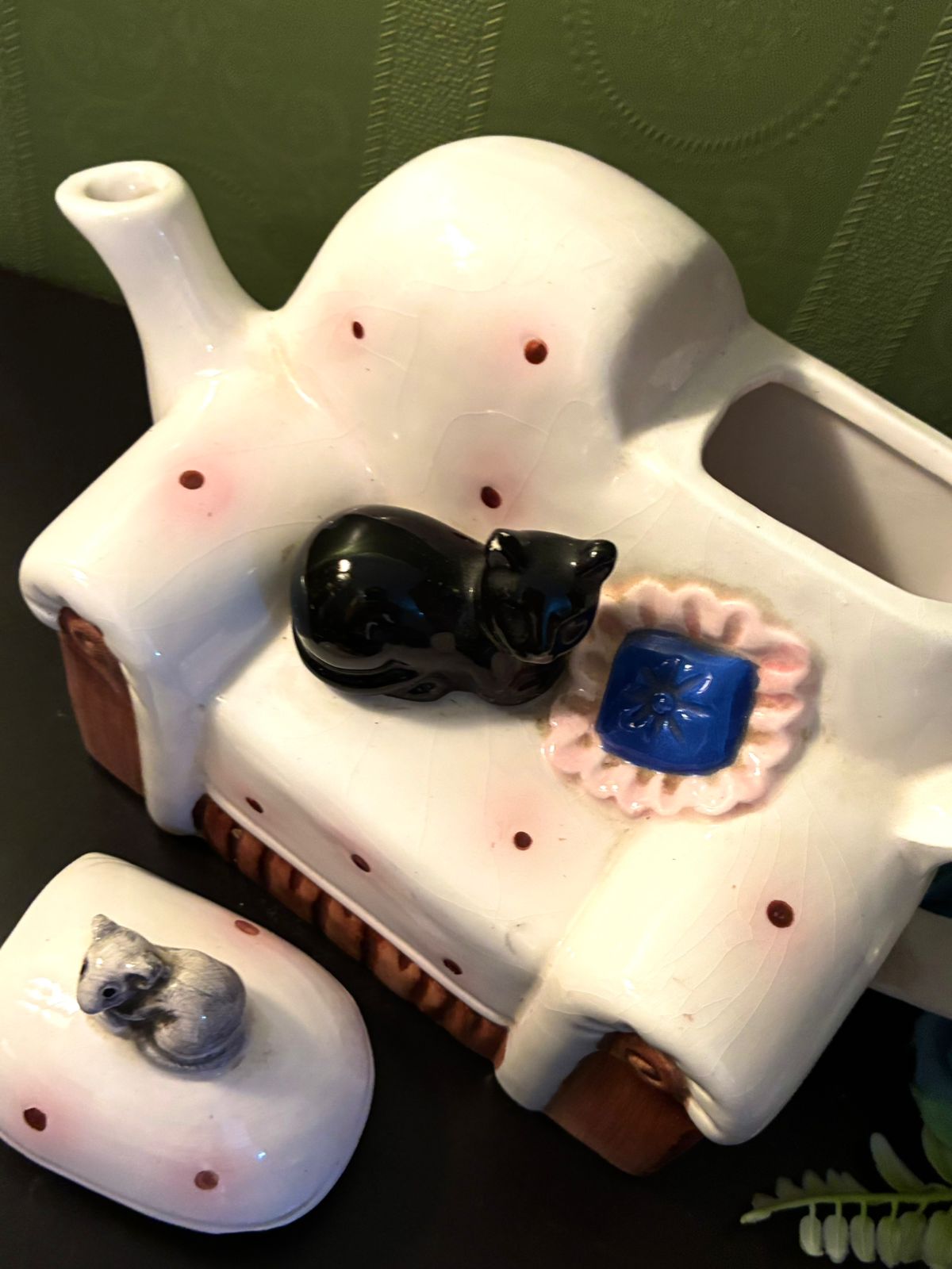 Vintage Cat Sofa Teapot Ceramic Whimsical Animal Tea Pot