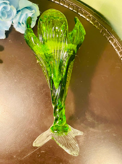 Vintage Green Crystal Lily Vase – 8 Inch Sculptural Floral Vase