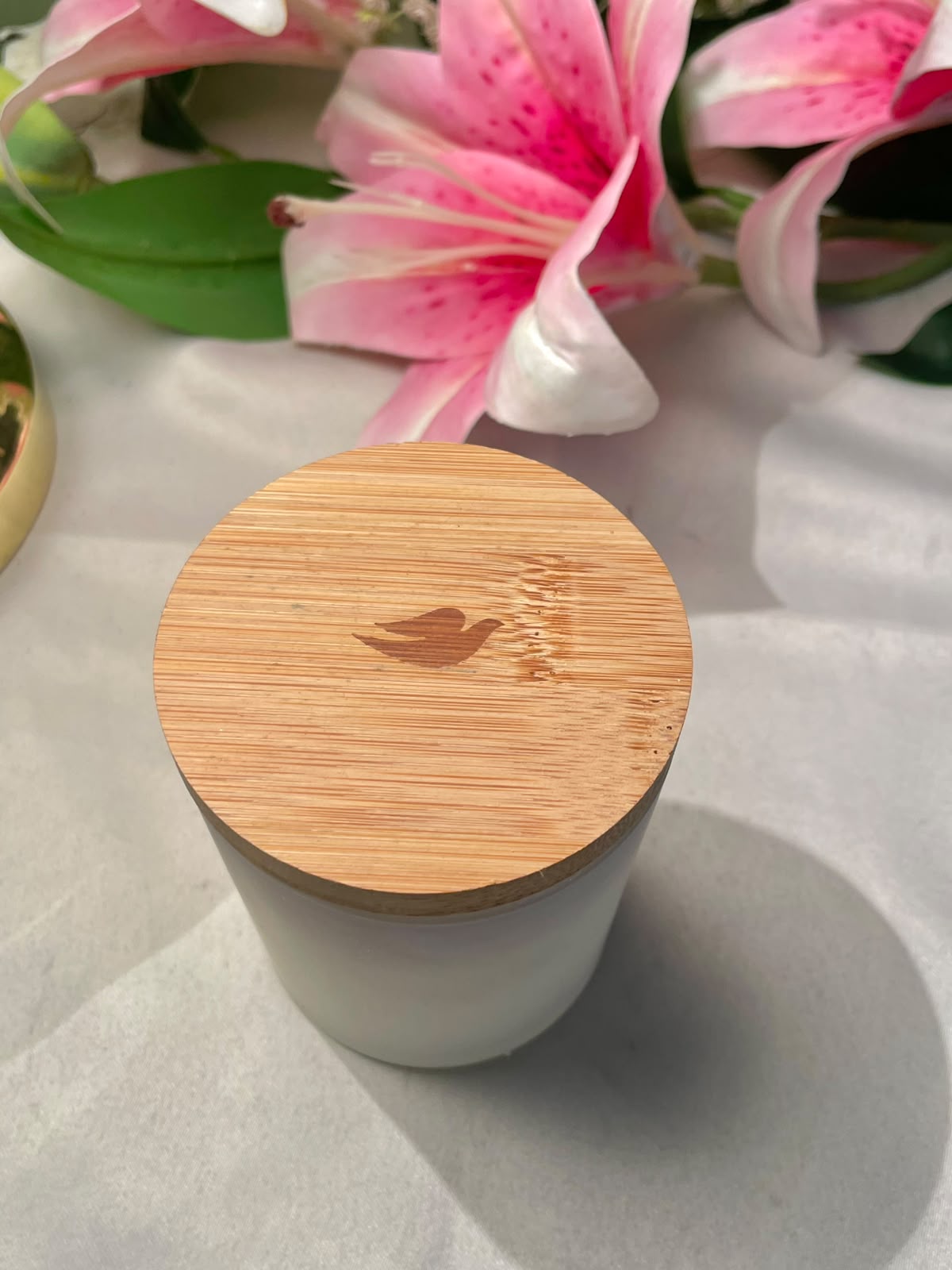 Dove Frosted Crystal Candle Jar with Wooden Lid