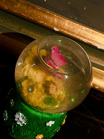 Mini Butterfly Snow Globe — Floral Garden Base
