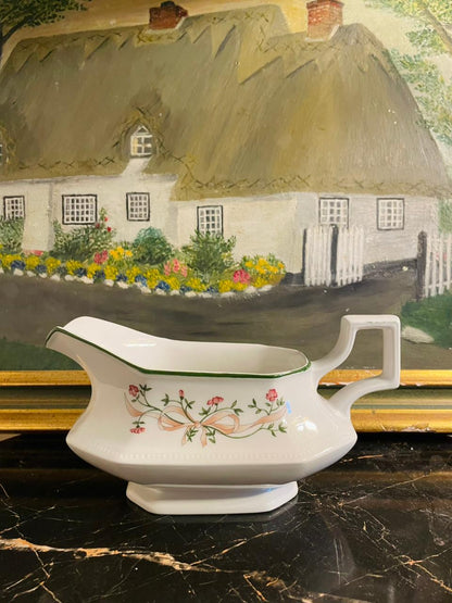 Eternal Beau Gravy Boat by Johnson Brothers – Vintage England