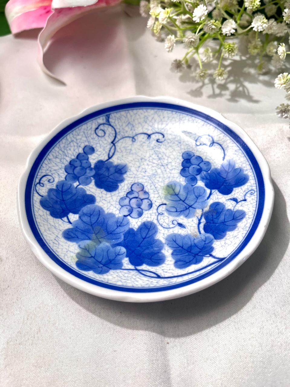 Blue & White Grape Vine Porcelain Bowl – 12 cm