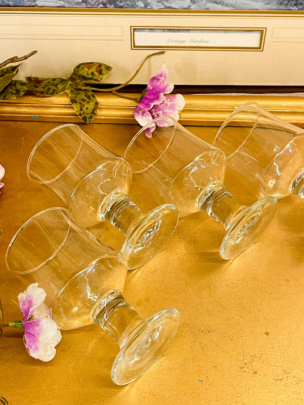 Set of 4 - Vintage Pedestal Glass Goblets  – Minimal Clear Drinkware