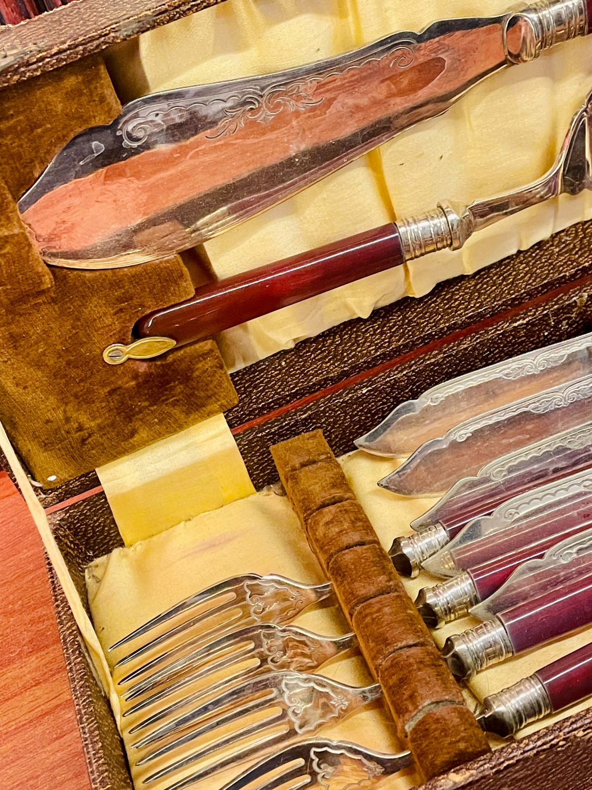 Vintage Maroon-Handled Cutlery Set in Original Case