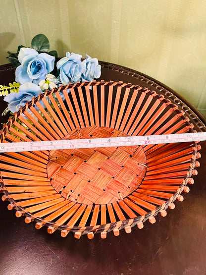 Large Handwoven Bamboo Fruit Basket – Round Decorative Serving Basket