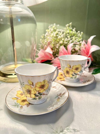Mayfair Fine Bone China 4-Piece Floral Cup & Saucer Set England