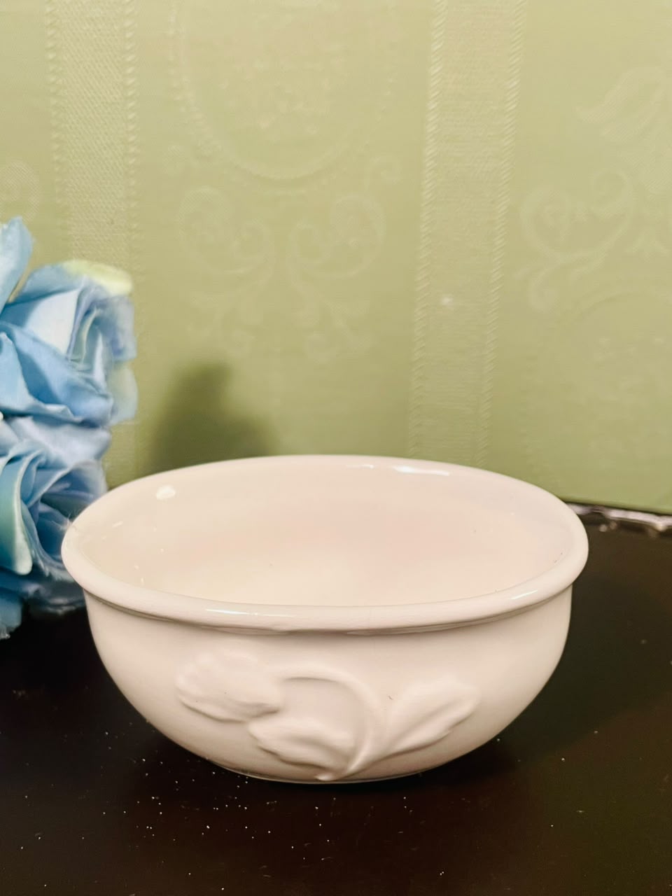 White Ceramic Round Planter Bowl – 4 Inch