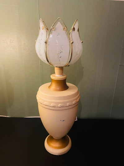 Elegant Vintage Tulip Glass Table Lamp with Gold Accents