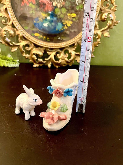 Floral Boot Planter with Bunny Set mini decor