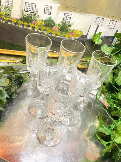 Set of 6 Vintage Luminarc Champagne Glasses – French Glassware