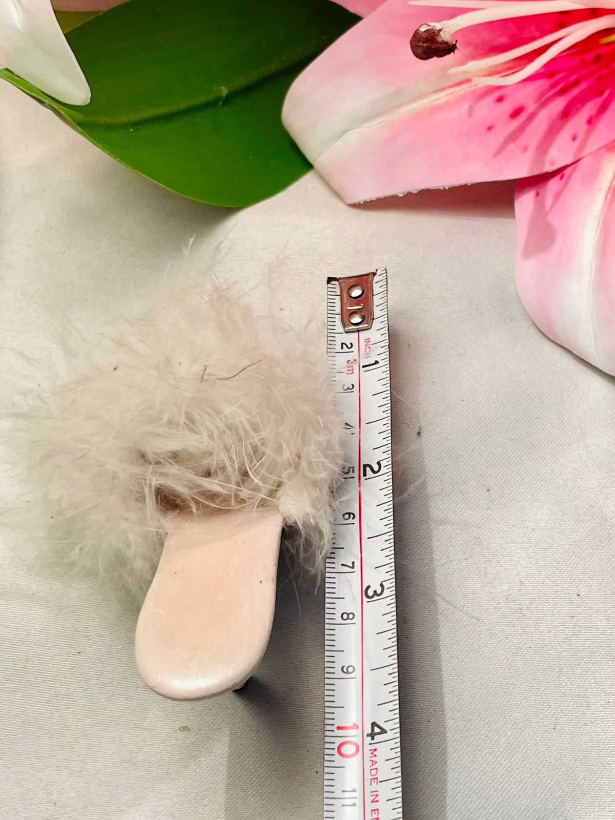 Just The Right Shoe White Feather Heel Miniature 4 in