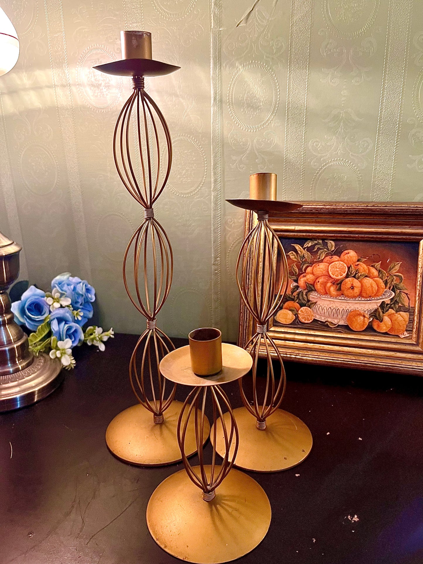 Set of 3 Gold Metal Candle Holders – Graduated Wireframe Pillar Stands