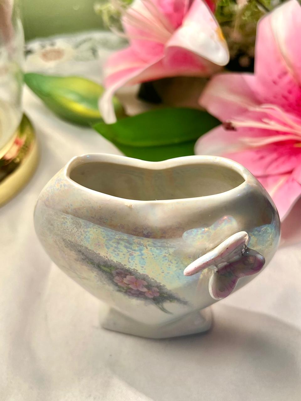 Vintage Iridescent Butterfly Vase – Pearl Lustre Floral Ceramic – Approx. 11cm
