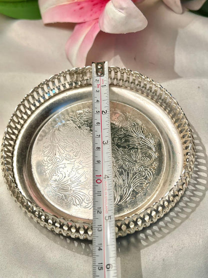 Queen Anne Silver Pierced Serving Tray Approx. 13 cm