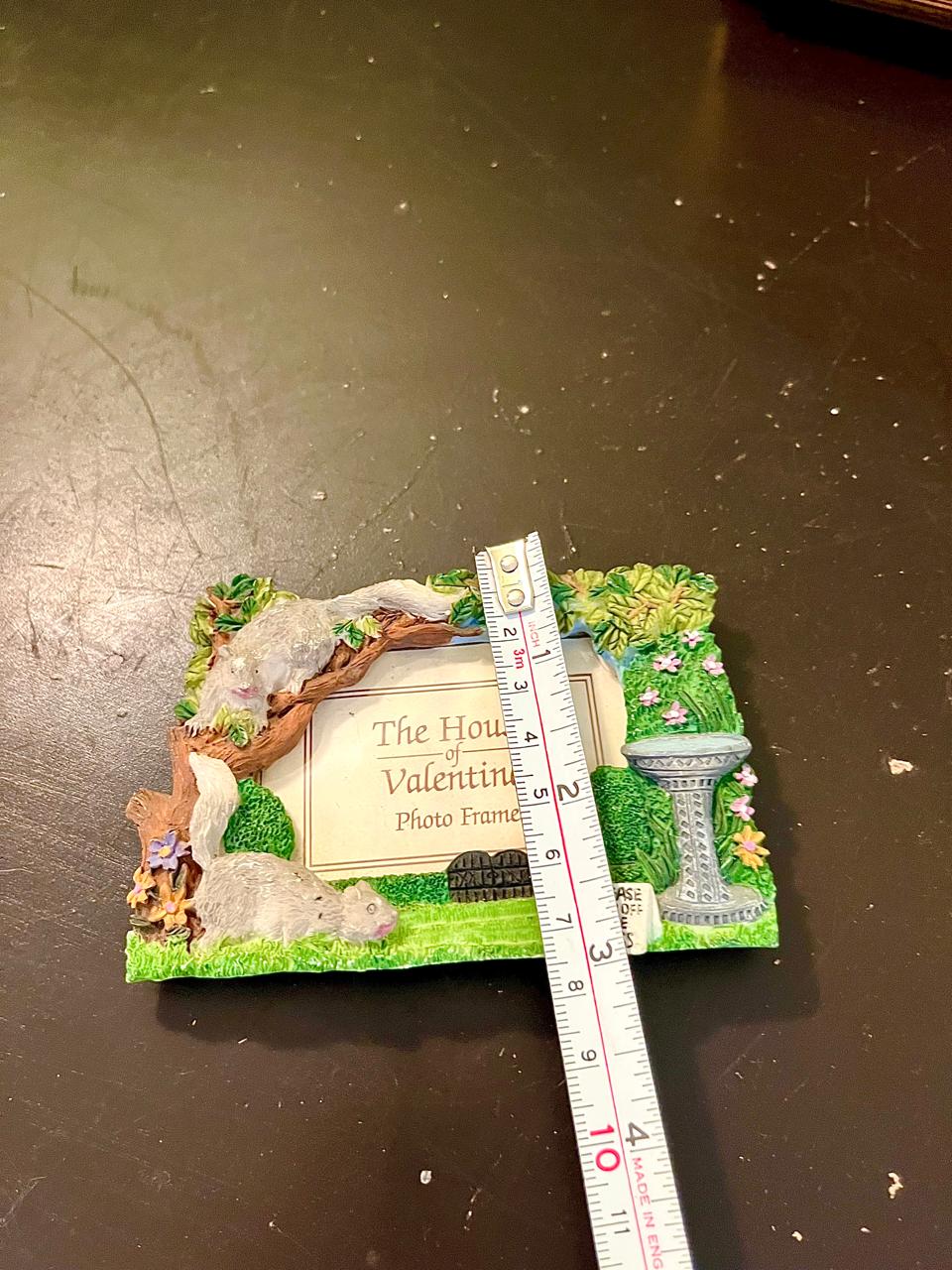 Vintage House of Valentin Resin Mouse Photo Frame – Garden Cottage Design