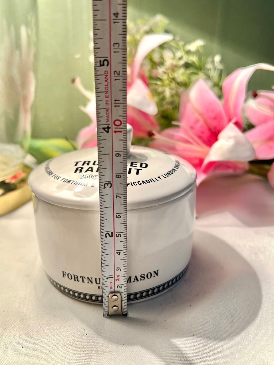 Fortnum & Mason White Ceramic Oven-Safe Lidded Jar  8cm