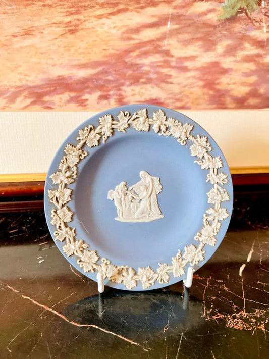 Wedgwood Jasperware, Wedgwood Blue Plate, Wedgwood England Collectibles, Rare Wedgwood Vintage, Classical Relief Plate, Jasperware Vine Border, Collectible English Pottery, Antique Wedgwood Plate, Heritage English Jasperware, Vintage Wedgwood Decor