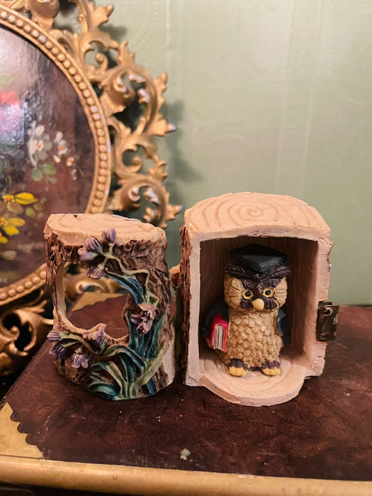 Vintage Owl in Tree Trunk Figurine Cottage Décor