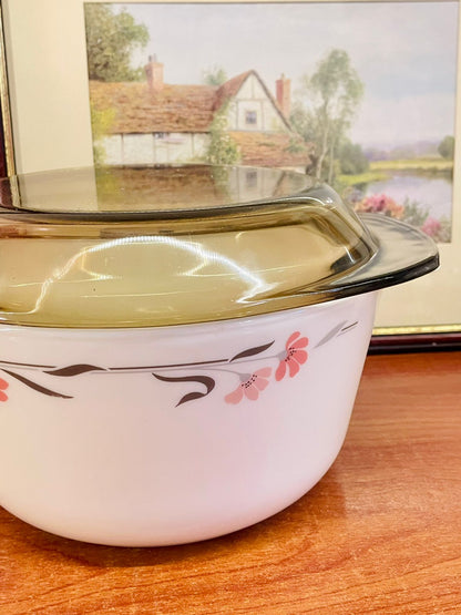 Pyrex Pink Floral Casserole Dish with Lid – Large 24cm – Oven Safe Cookware