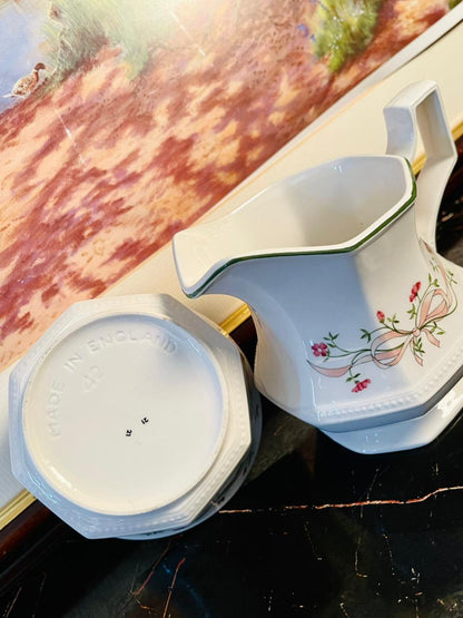 Johnson Bros Eternal Beau Milk Jug & Sugar Bowl Set – England
