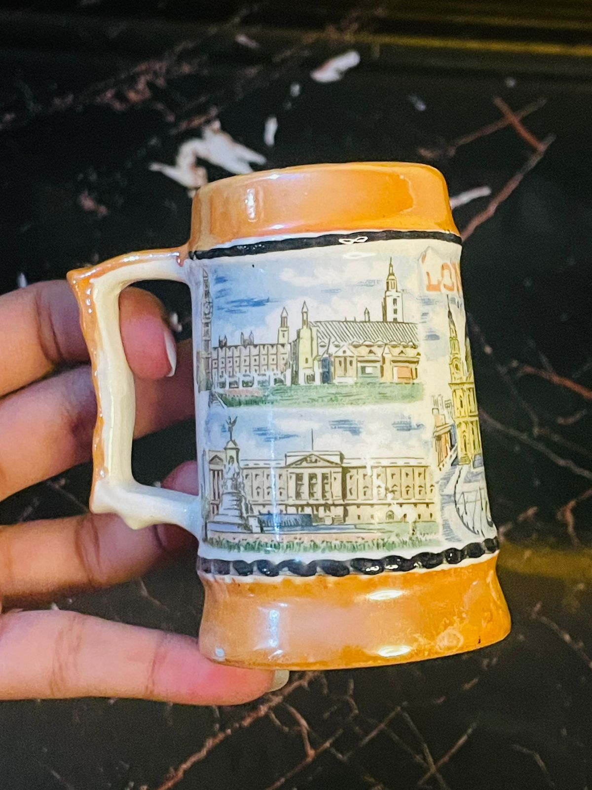 Vintage London Souvenir stein – Ceramic Stein with Landmark Illustrations
