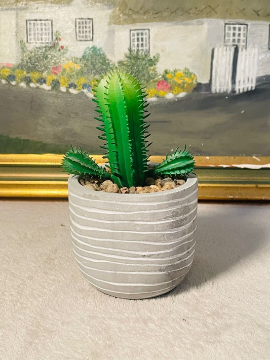 Ceramic Artificial Cactus Succulent Planter – Faux Plant in Pot – Home or Office Decor