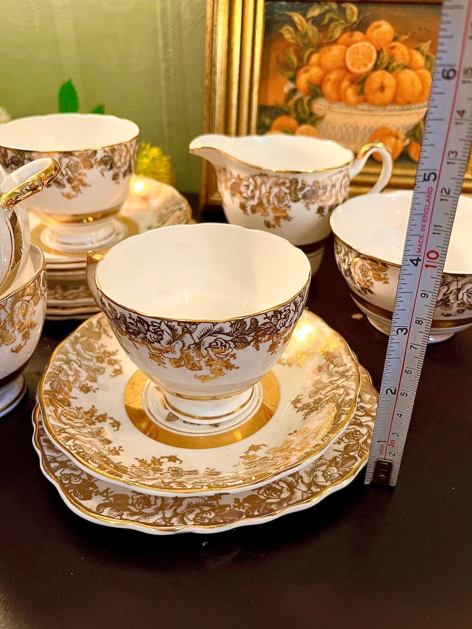 (Rare Find) 22kt Gold Fine Bone China Tea Set 14 Pieces Made in England