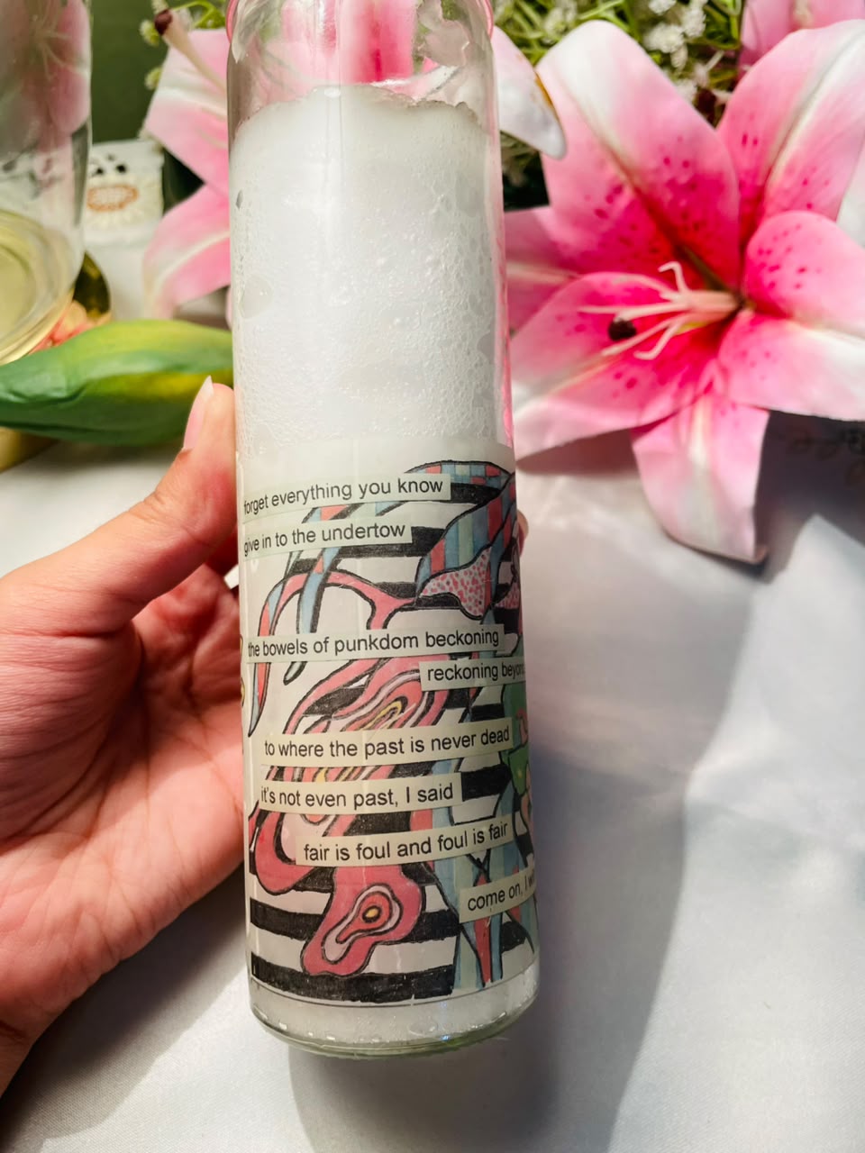 Illustrated Clear Crystal Candle Approx. 19 cm
