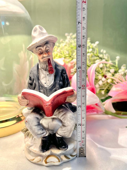 Gentleman Reader Figurine with Pipe & Red Book 16cm