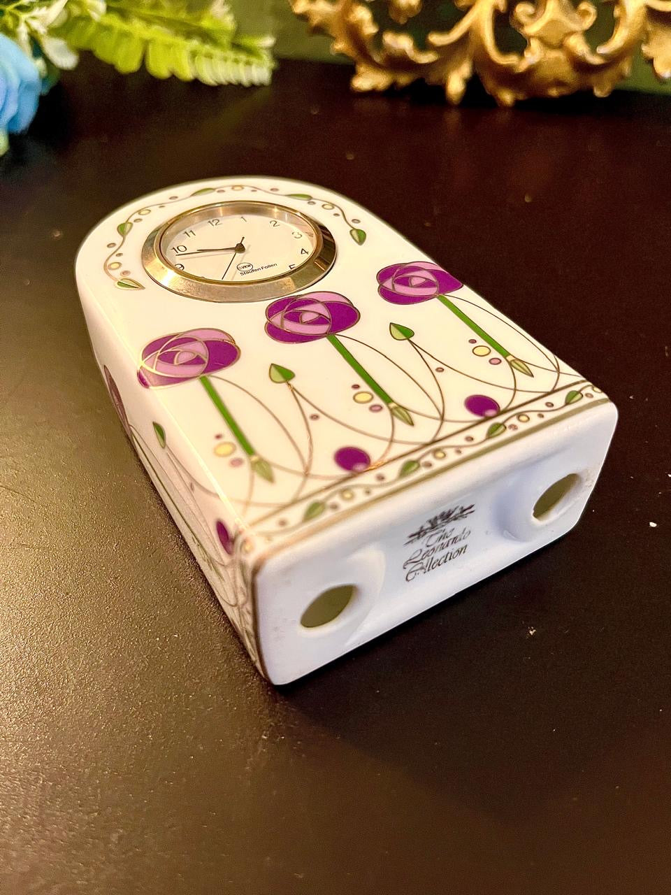 White Floral Ceramic Mini Desk Clock