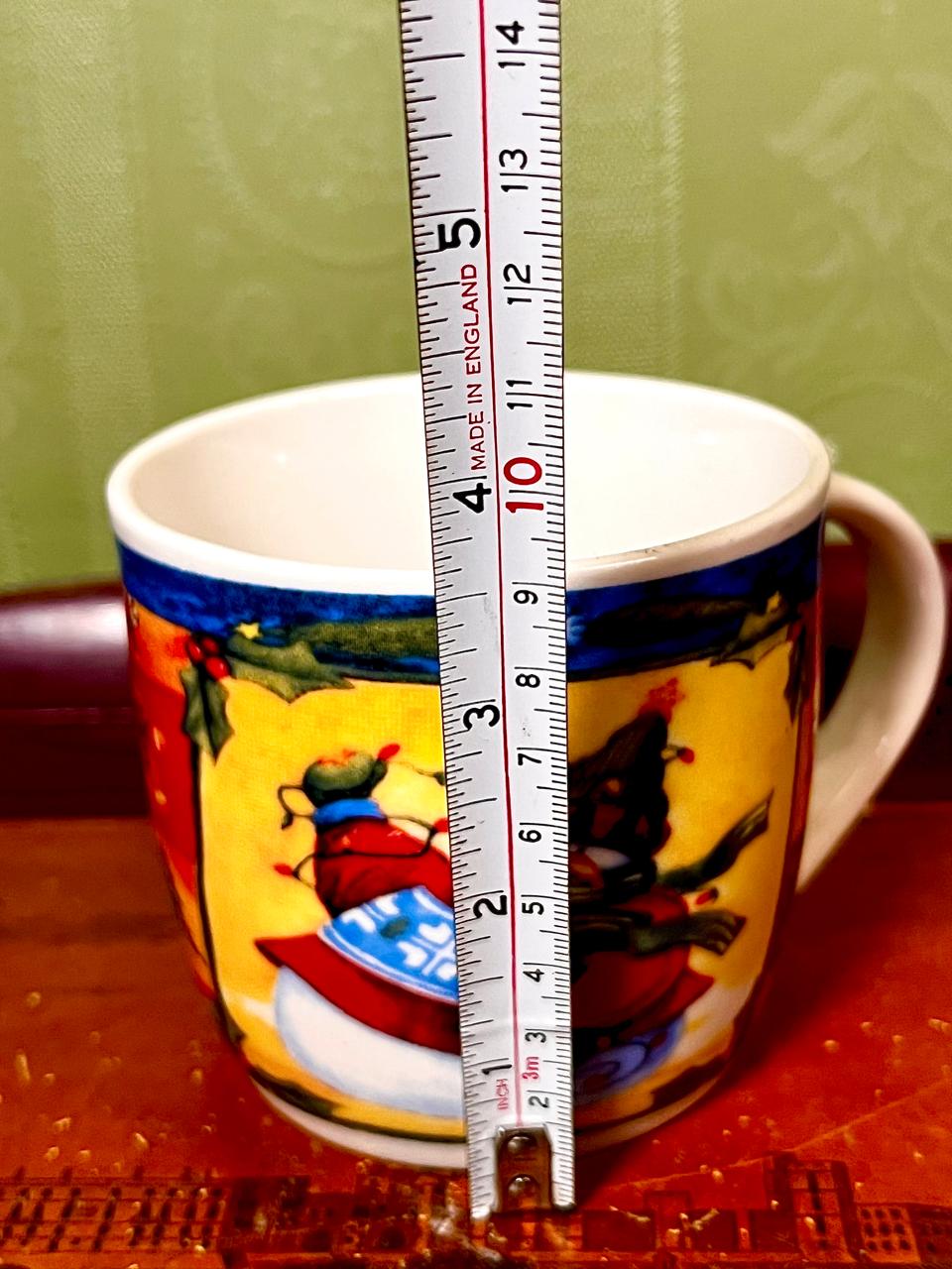 Festive Christmas Snowman & Santa Ceramic Mug – 4"