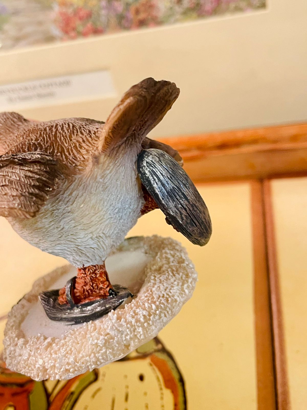 Winter Robin Bird Figurine with Snow Shoes – Cute Christmas Decor